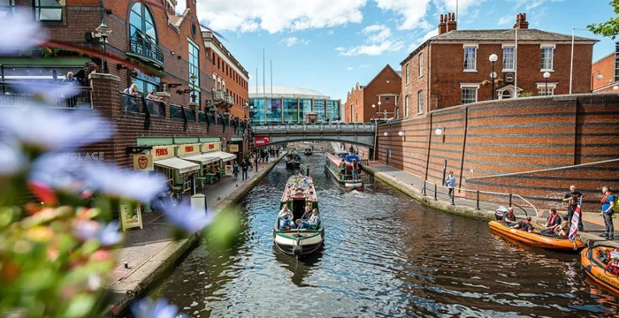 Case Study Government funding cuts put future of nation’s historic canals at risk
